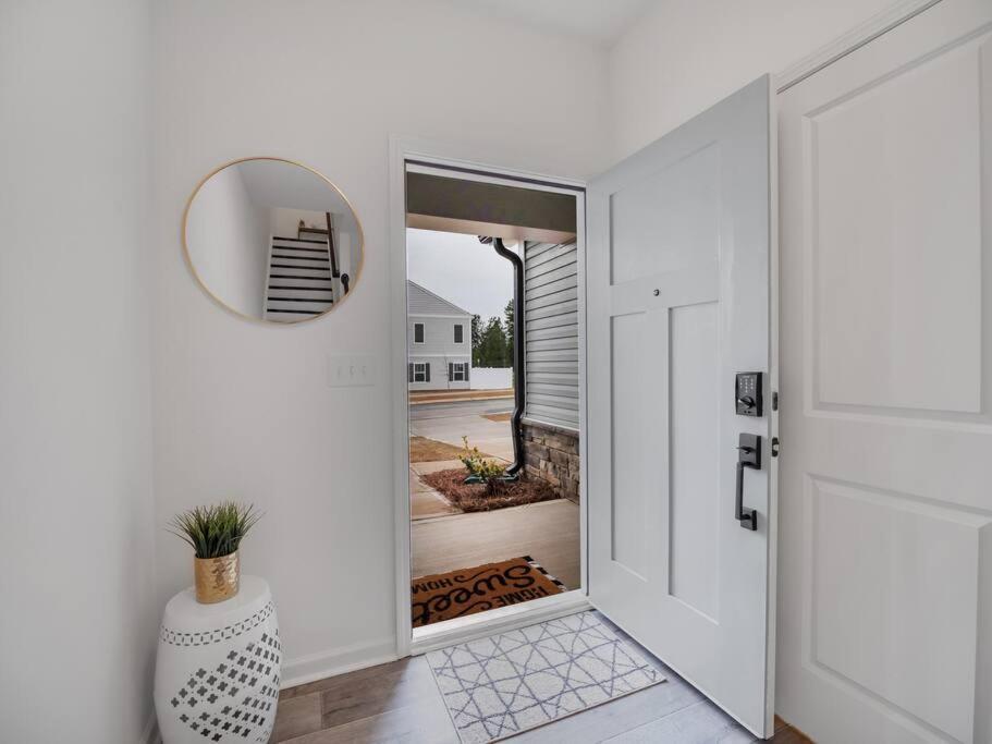 Gorgeous New Townhome/Charlotte! Exterior foto